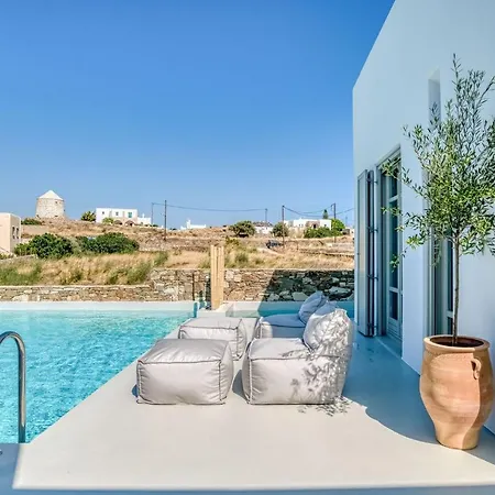 Lil Paros Aprt.2 Apartment